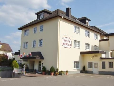 Hotel Borger Frankfurt nad Mohanem Exteriér fotografie